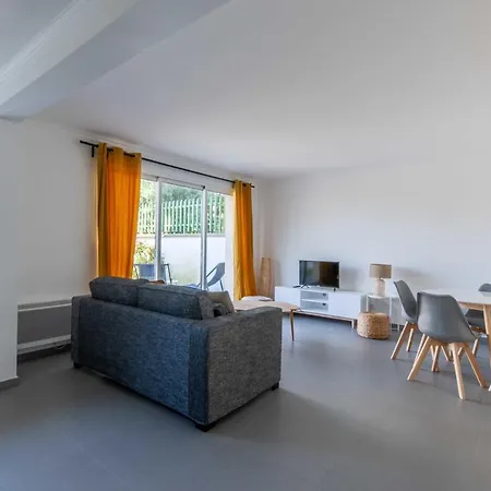 Apartment Lidicia - *