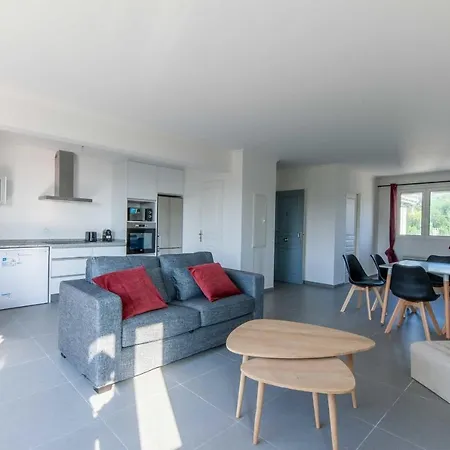 Apartment Lidicia - *
