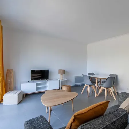 Apartment Lidicia - *